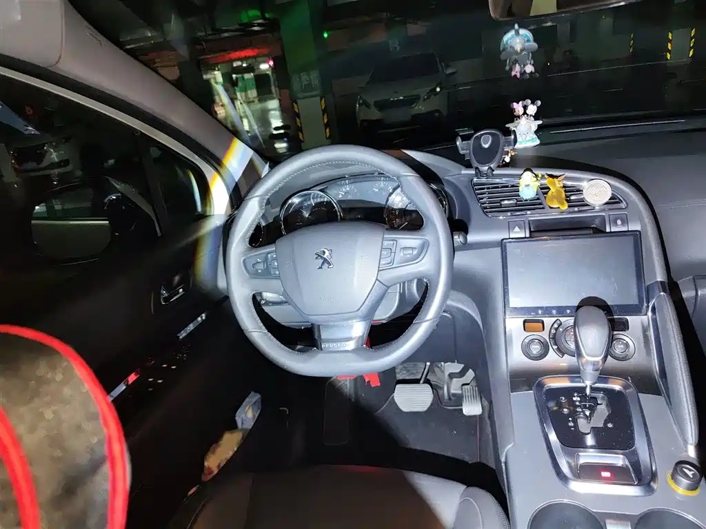 Peugeot 3008 2016 2.0L Automatic Trend Edition фото 3