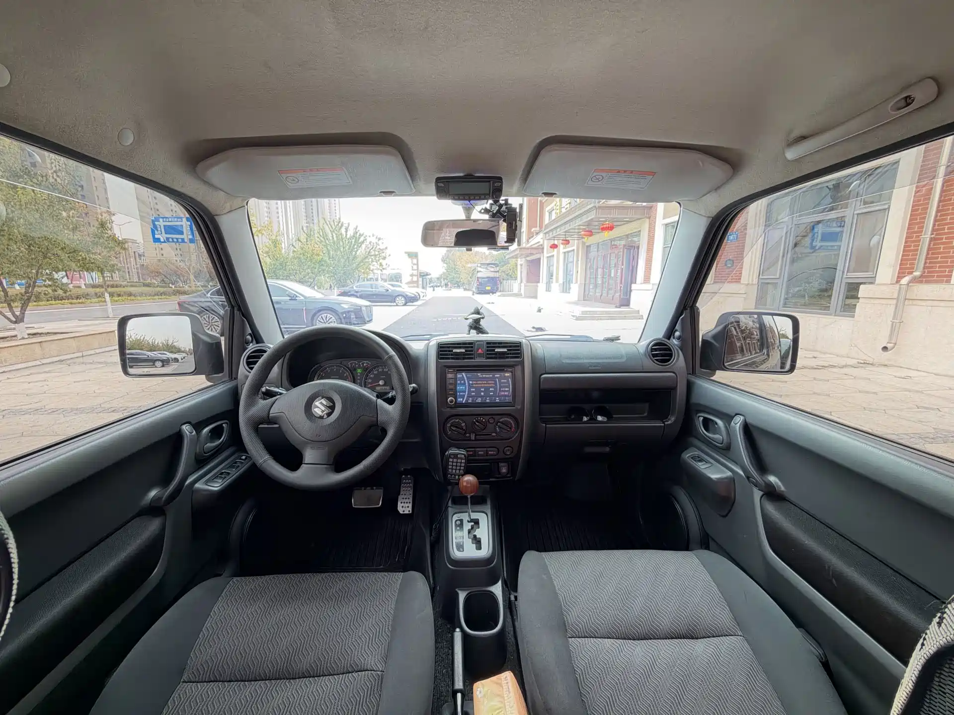 صورة 15 - Suzuki Jimny (Import)