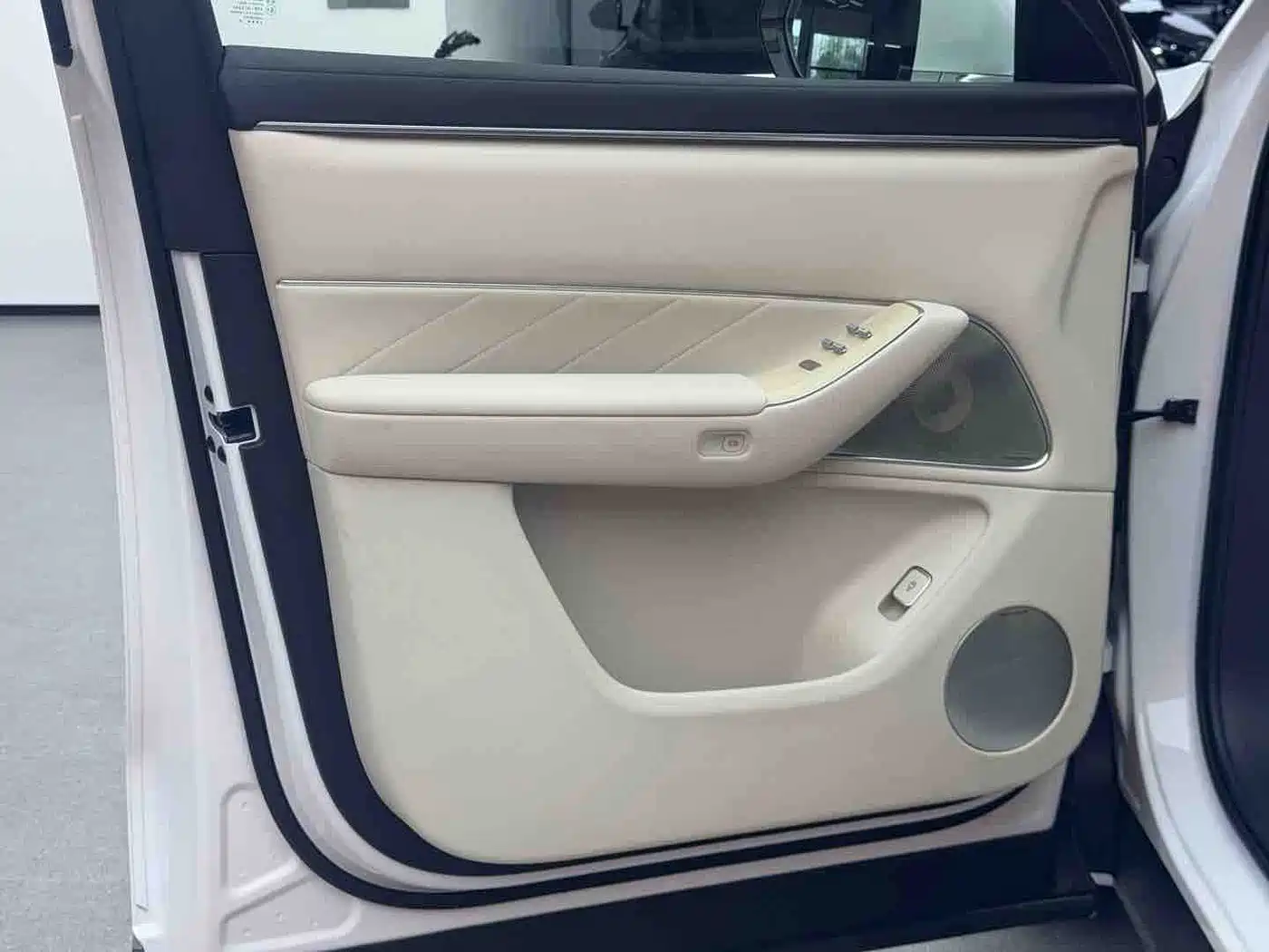 AITO Wenjie AITO M8 2026 2025 Model Extended Range Max+ Edition 53.4kWh 6-Seater