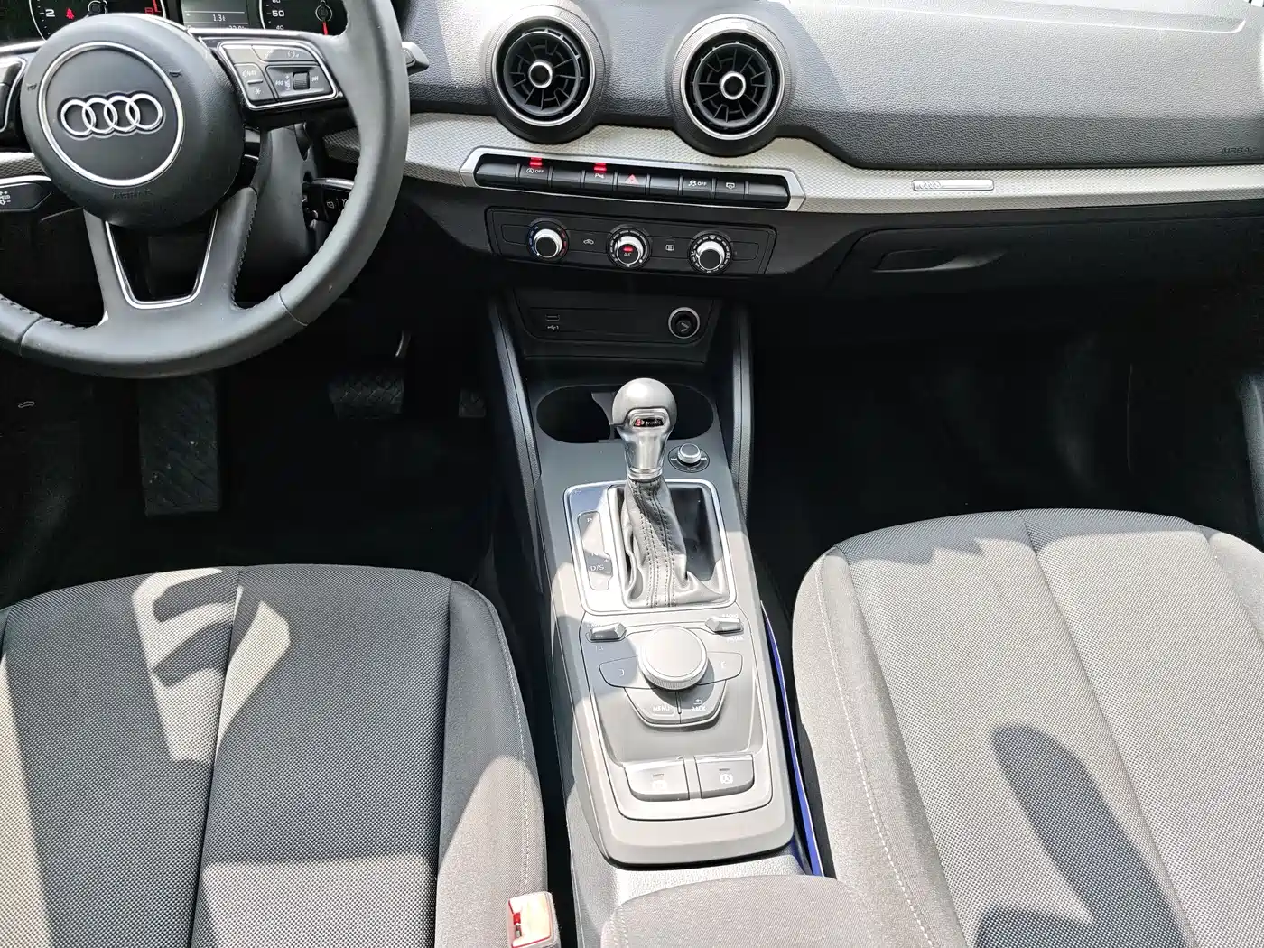 Audi Q2L 2020 35 TFSI Progressive Dynamic Model фото 8