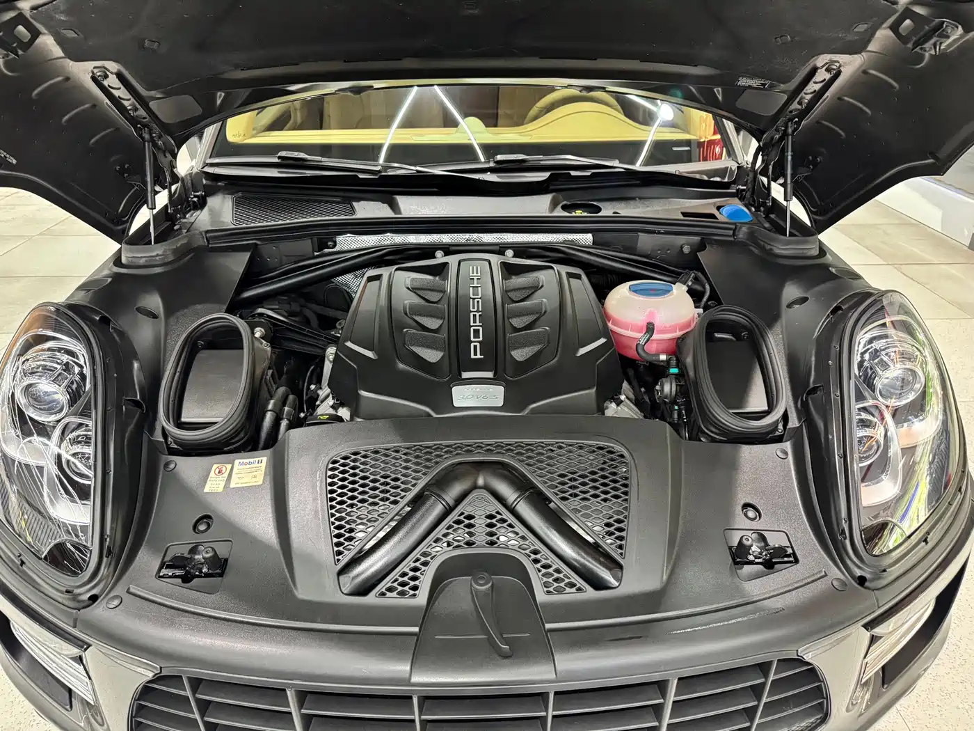 Porsche Macan 2015 2014 Macan S 3.0T