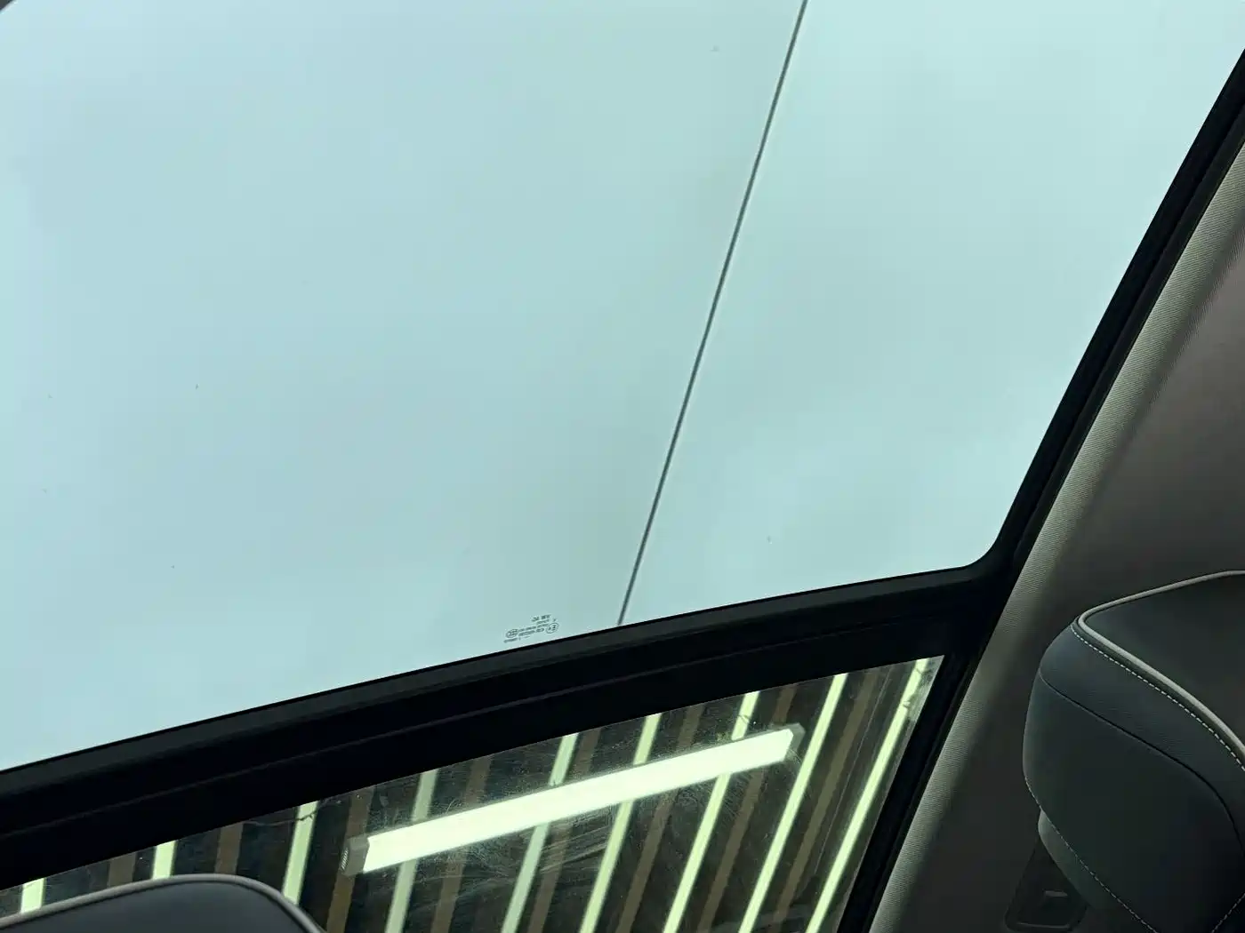 VOLKSWAGEN MAGOTAN GTE PLUG IN HYBRID