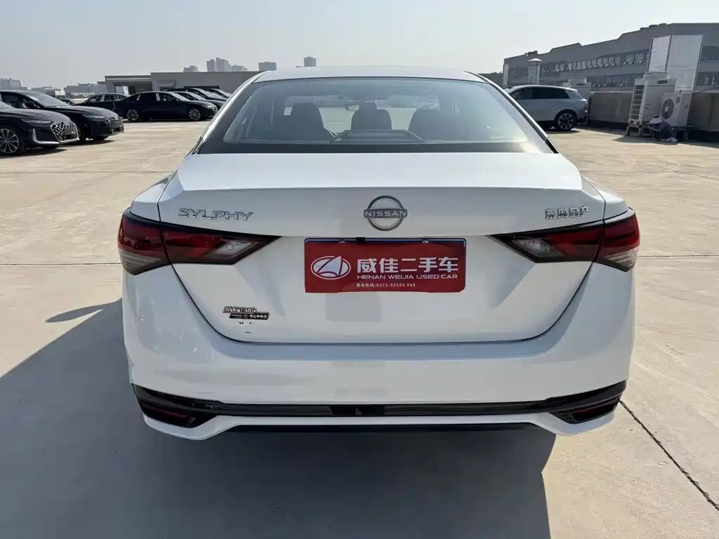 صورة 7 - Nissan Sylphy