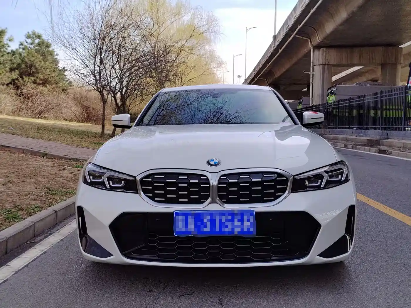 BMW 3-SERIES