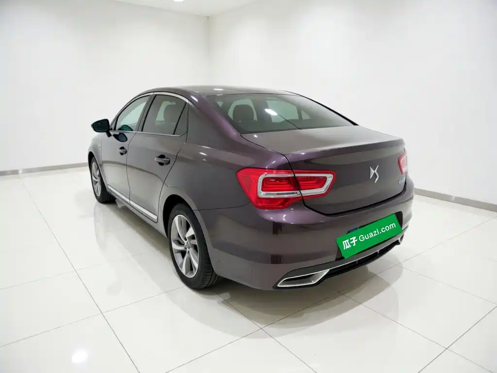 DS 5LS 2015 2014 1.6T Elegance THP160