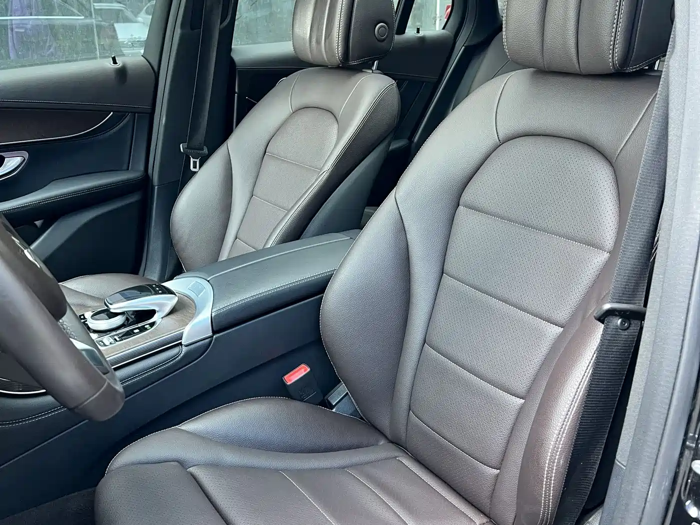 Mercedes-Benz GLC 2018 GLC 300 4MATIC Dynamic фото 7
