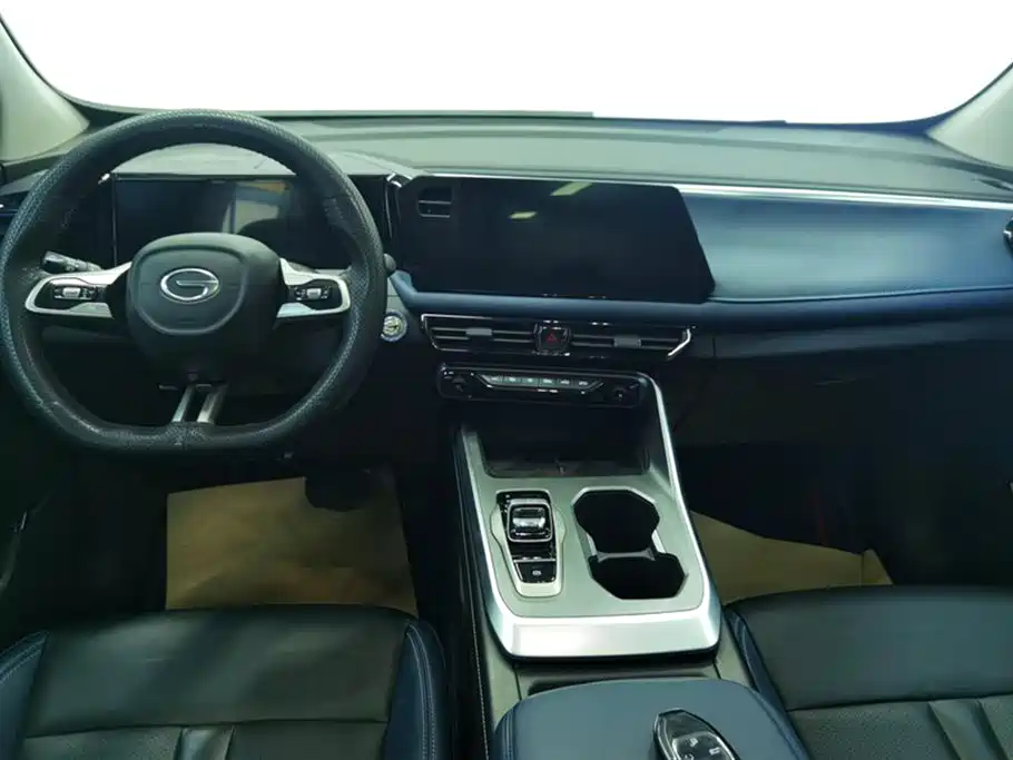 GAC Trumpchi Trumpchi GS3 2023 Shadow Speed 270T Power Enjoyment Edition фото 12