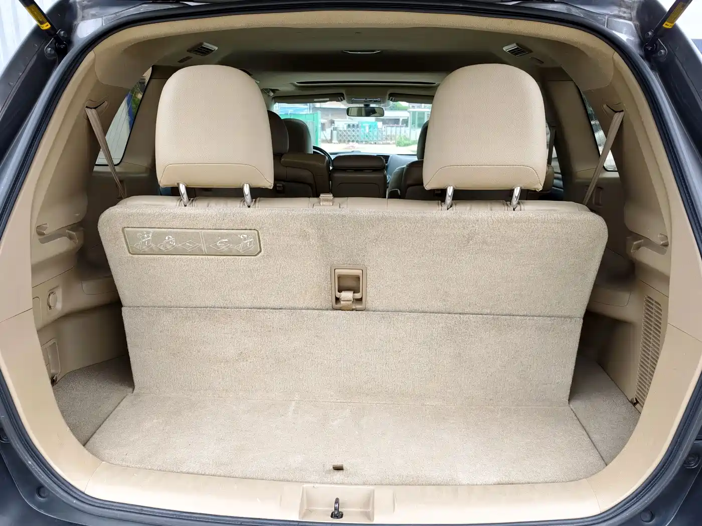 Toyota Highlander 2011 2.7L 2WD 7-seat Luxury фото 30