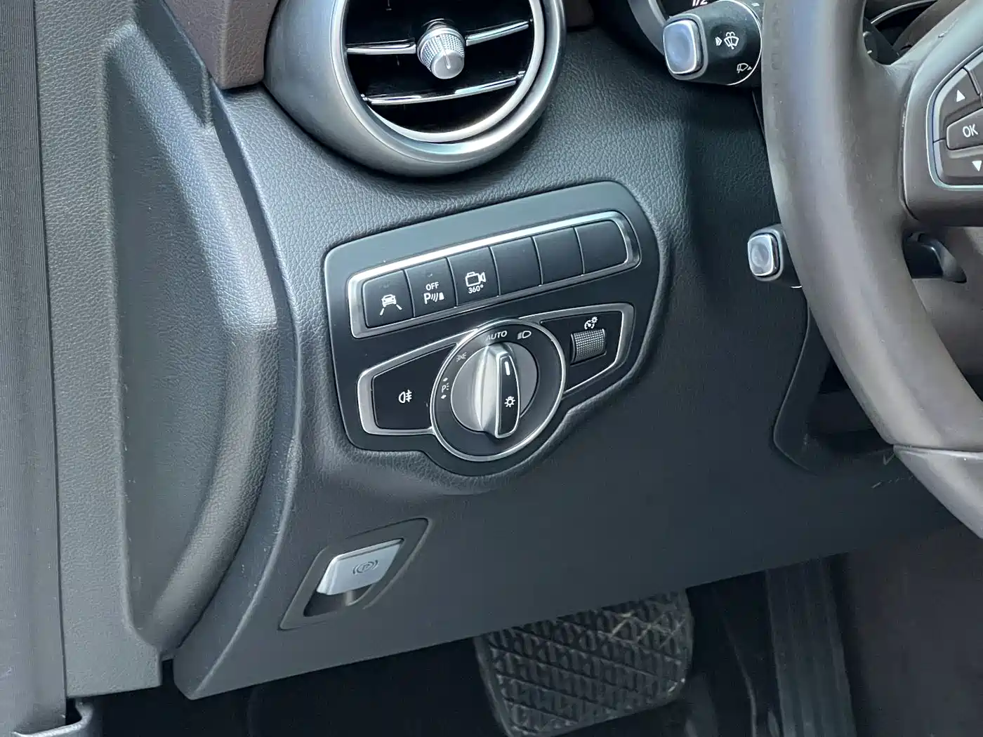 Mercedes-Benz GLC 2018 GLC 300 4MATIC Dynamic фото 14