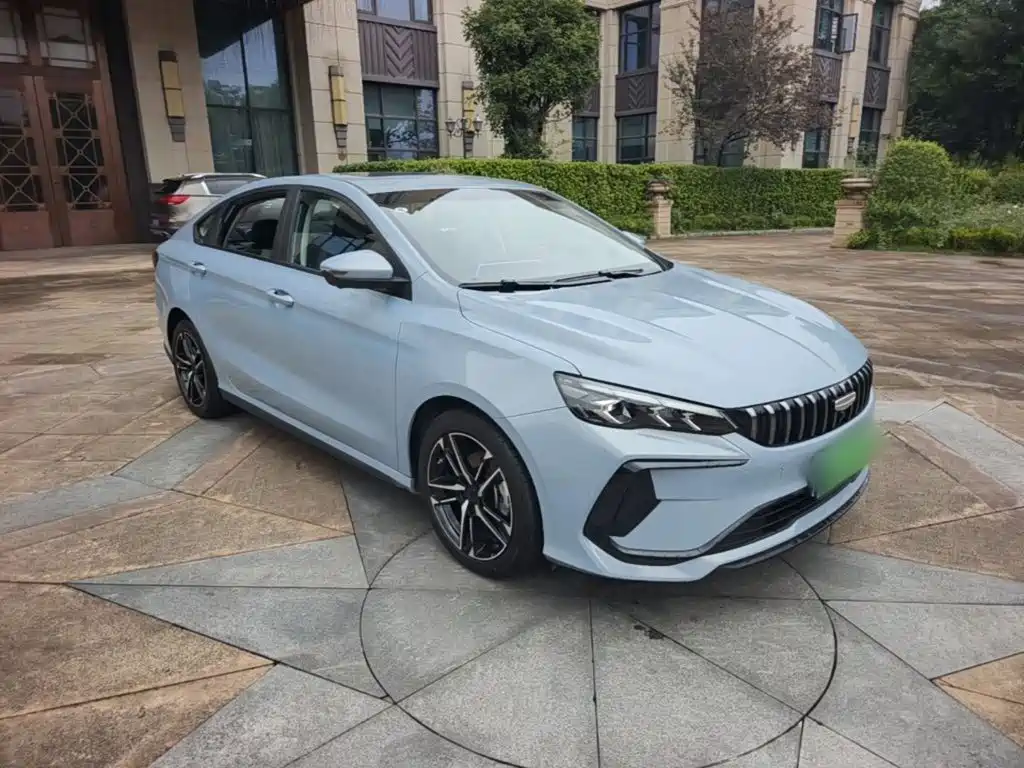 Фото 4 - Geely Binrui