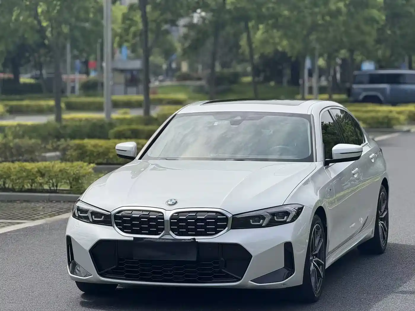 BMW 3 Series 2023 325Li M Sport Package