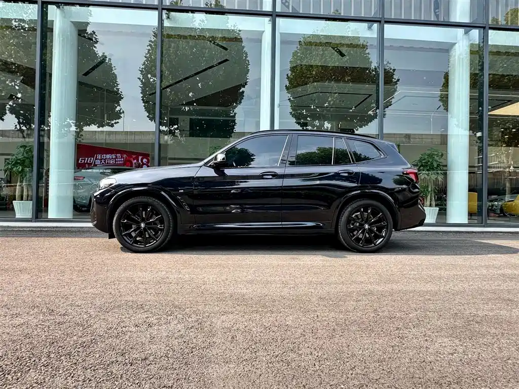BMW X3 2023 xDrive30i Leading M Night Package фото 3