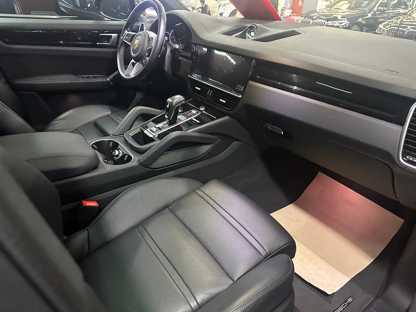 PORSCHE CAYENNE NEW ENERGY