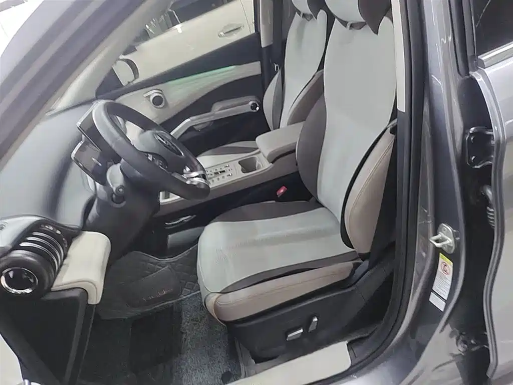 BYD Yuan PLUS 2024 Glory Edition 510KM Leading фото 15