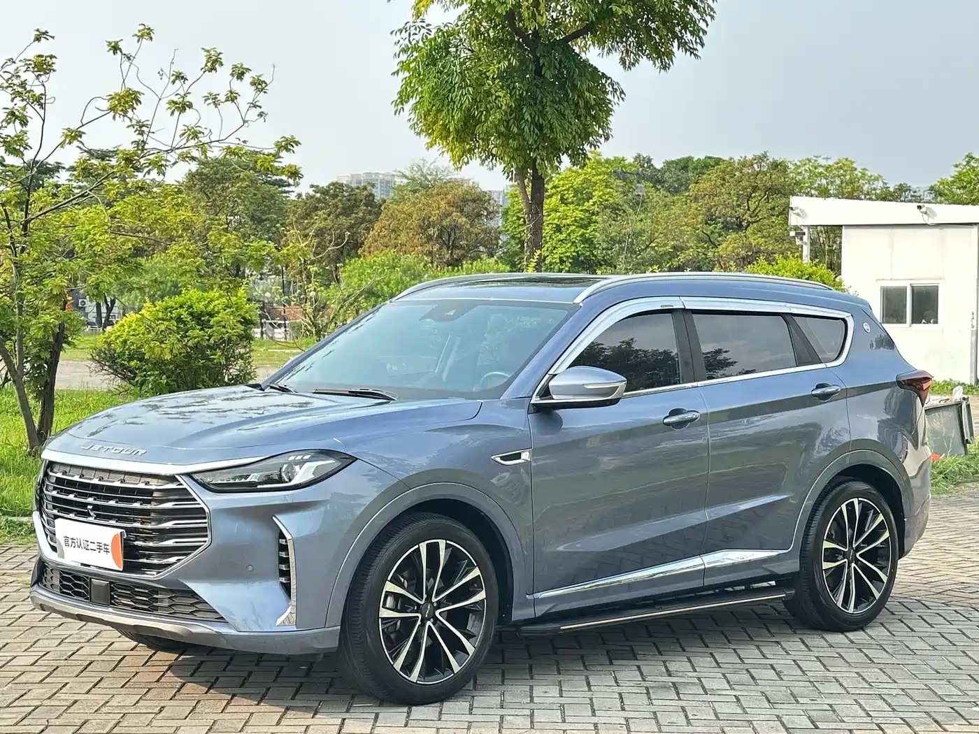 Jetour X70 PLUS 2021 1.6T DCT Di PRO+ 5-seater