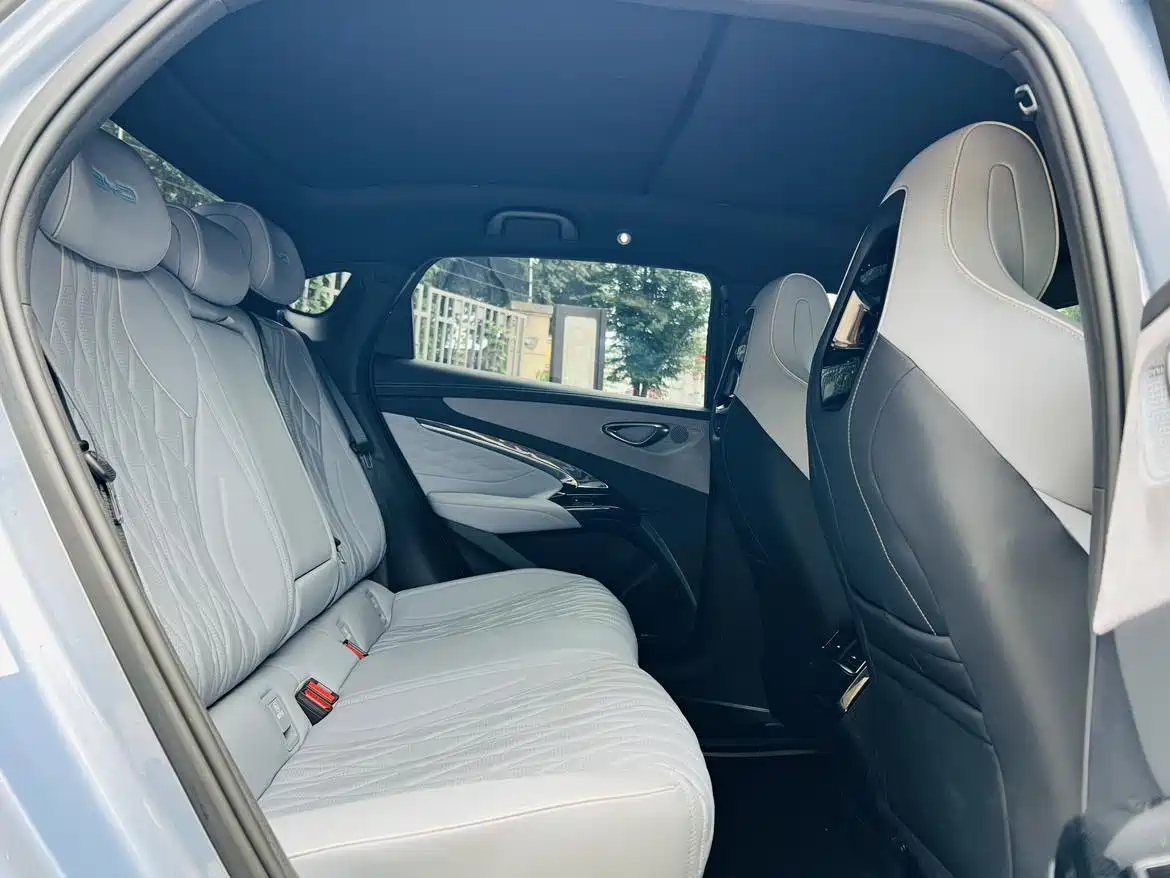 BYD Seal 2022 550km Standard Range RWD Premium фото 9