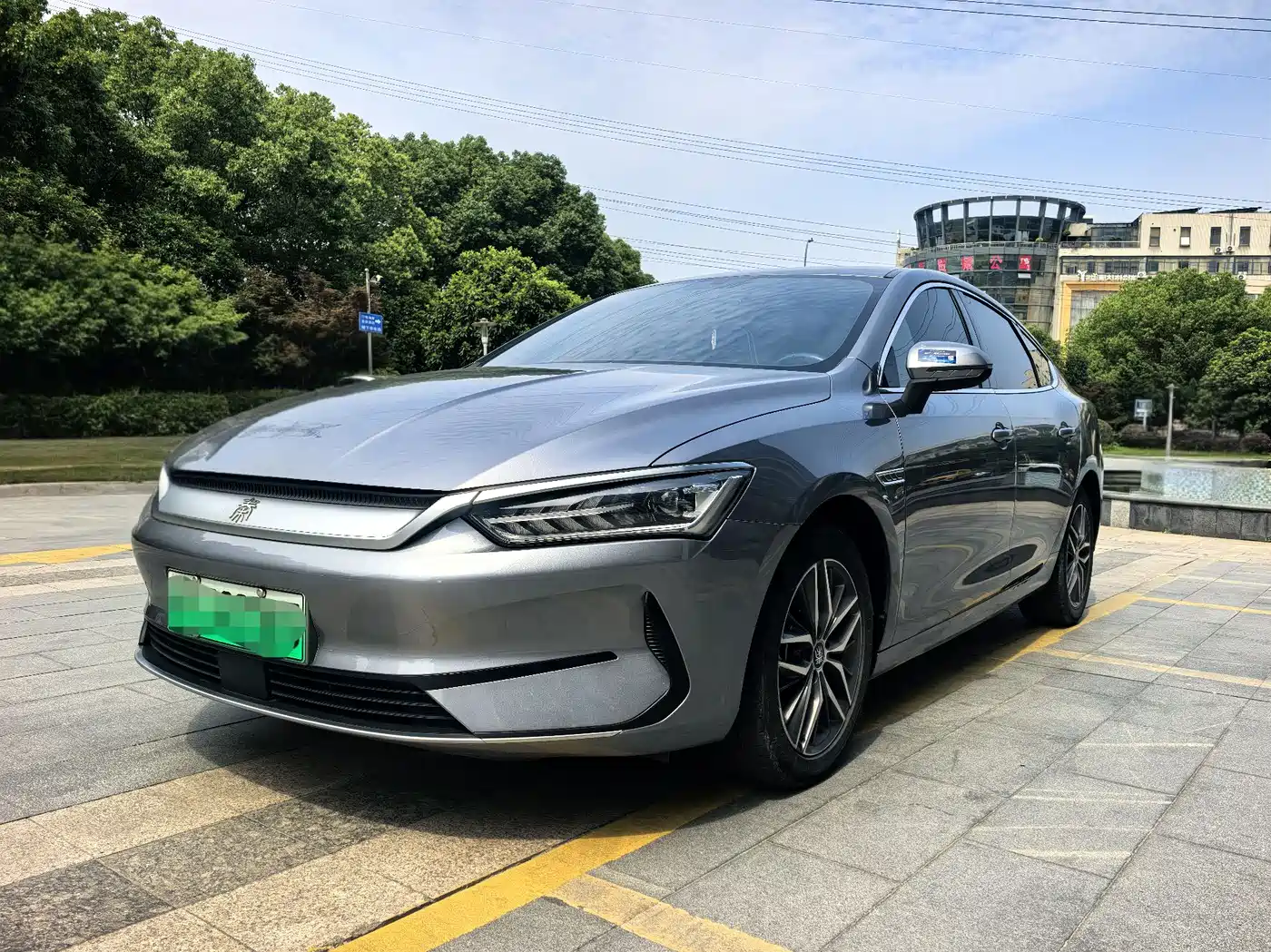 BYD Qin PLUS 2021 EV 500KM Luxury Model