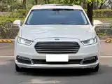 Фото 3 - Ford Taurus