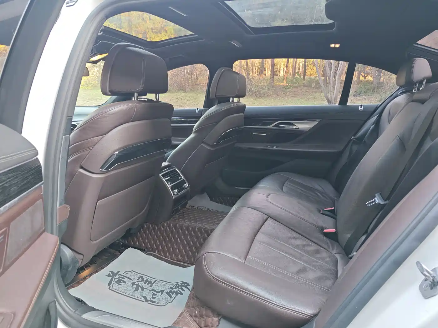 BMW 7 Series 2018 730Li Leading Type M Sport Package фото 13