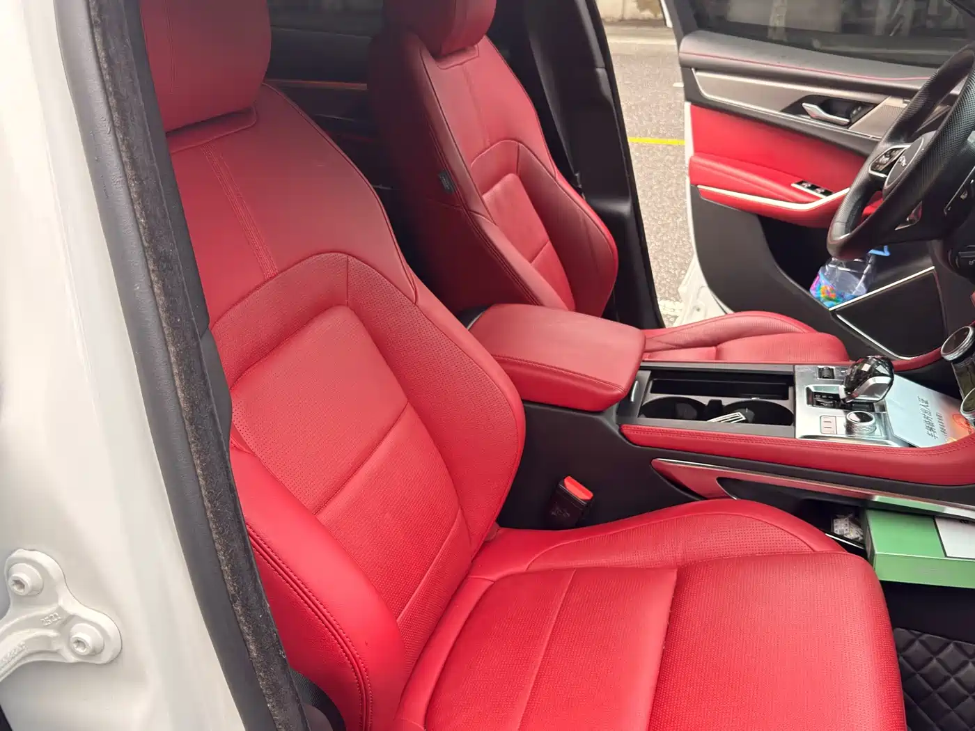 Jaguar F-PACE 2024 2024 P250 R-Dynamic SE