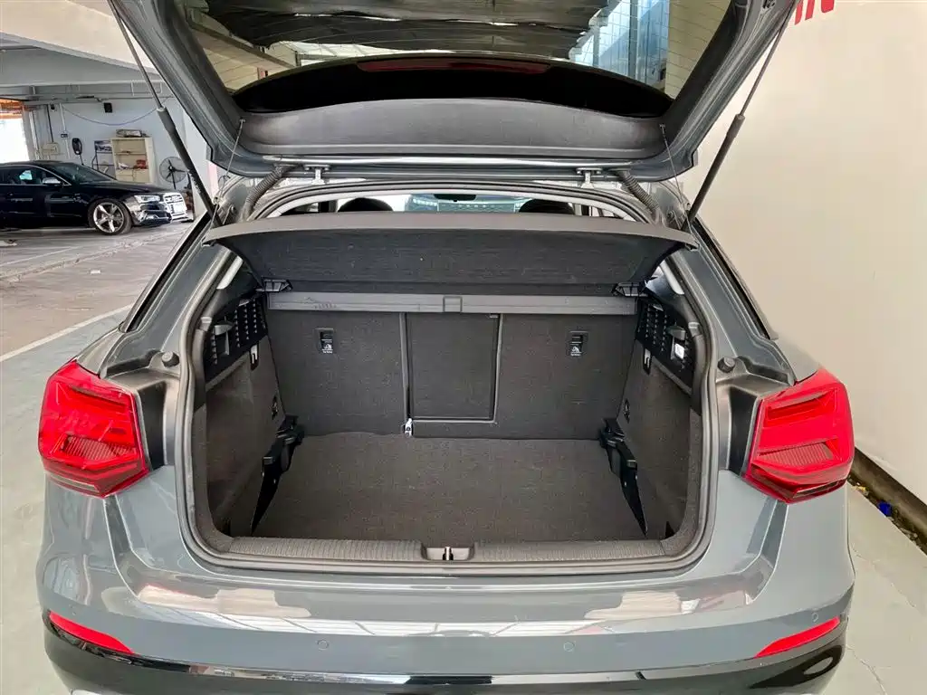 Audi Q2L 2020 35 TFSI Progressive Dynamic Model фото 18