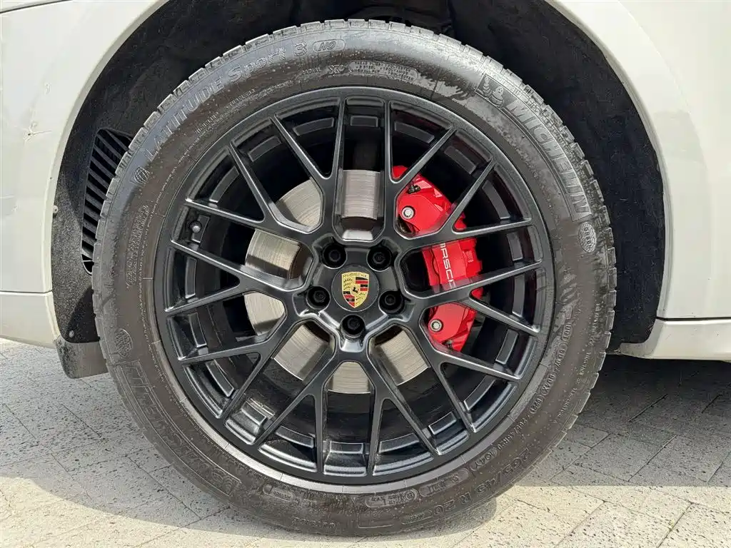 Porsche Macan 2020 Macan GTS 2.9T фото 6