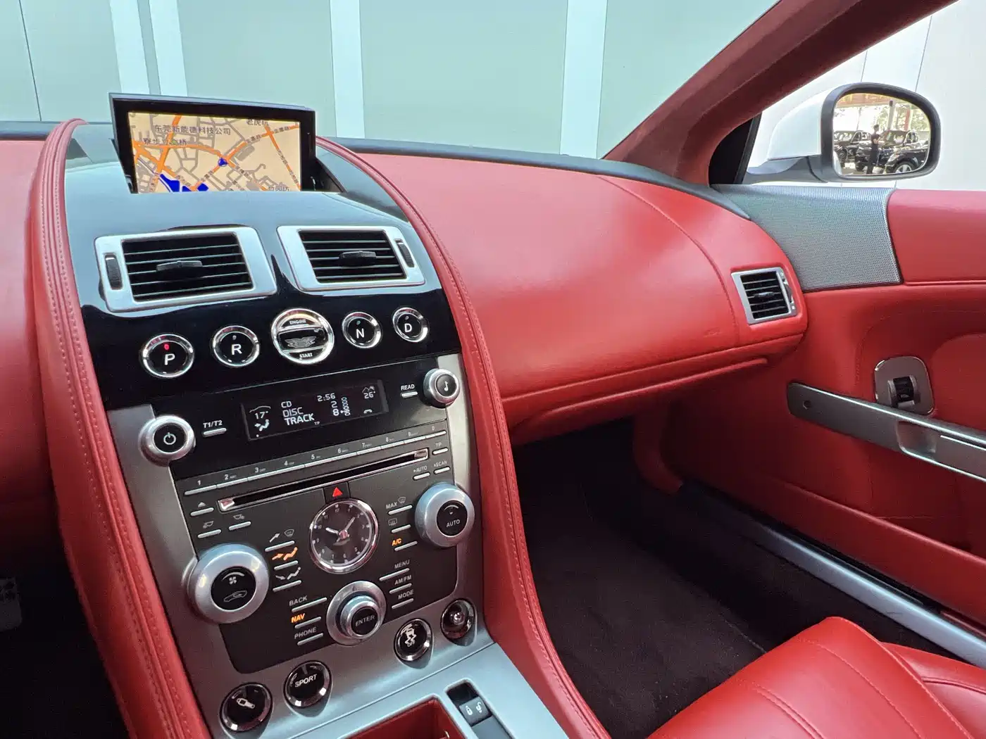 Aston Martin DB9 2013 6.0L Coupe фото 8