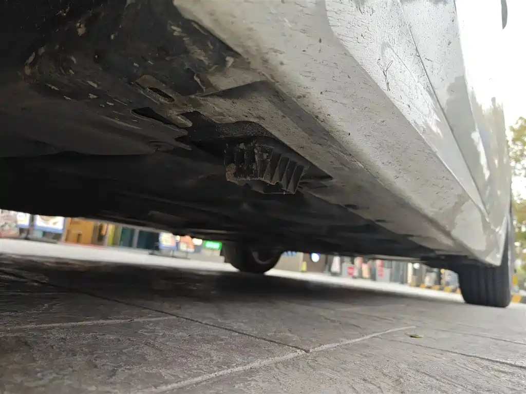 BMW 1 Series 2022 120i M Sport Shadow Edition фото 20