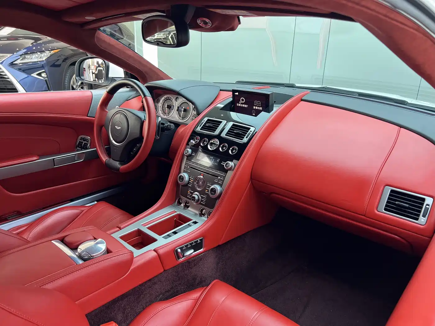 Aston Martin DB9 2013 6.0L Coupe фото 11