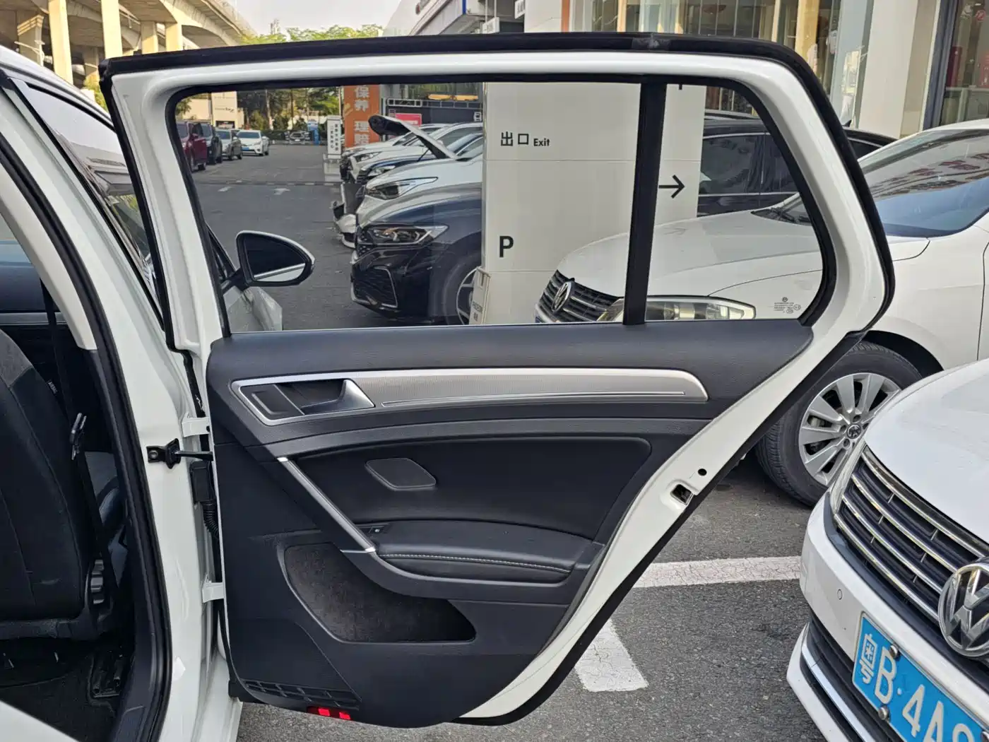 Volkswagen Golf 2020 280TSI DSG Comfort фото 18