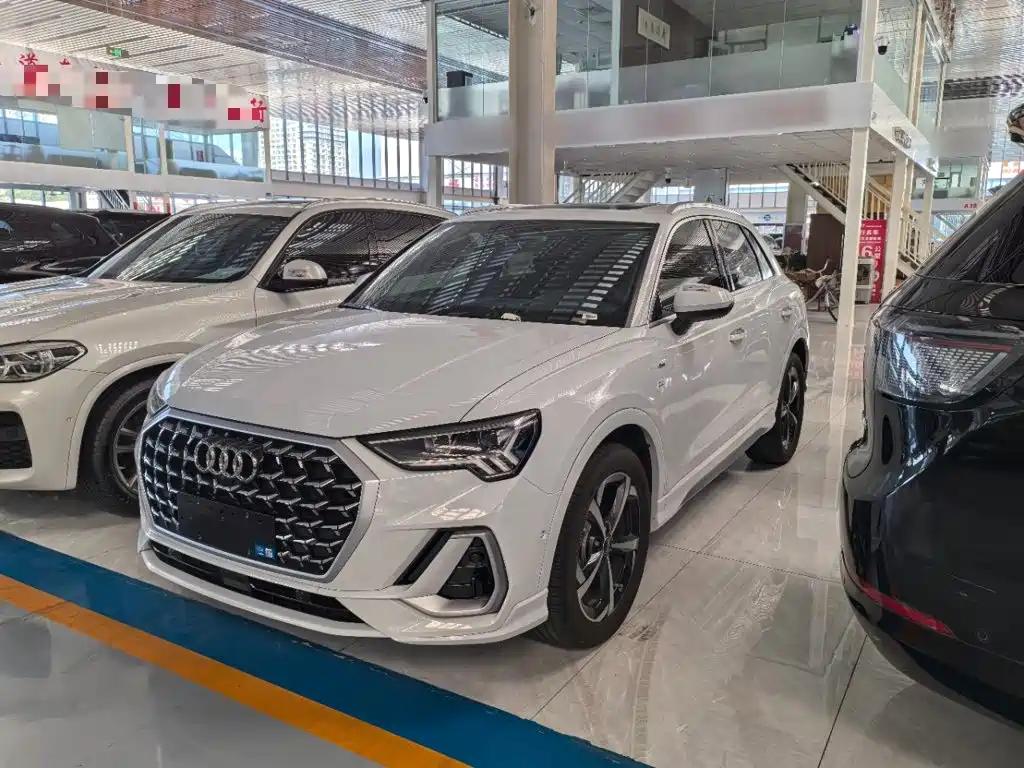 Audi Q3 2025 2025 quattro 45th Anniversary Edition 35TFSI Fashion Dynamic