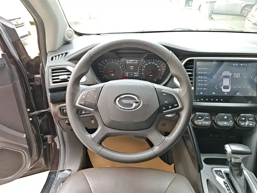 GAC Trumpchi Trumpchi GS4 2016 235T G-DCT Elite Edition фото 11