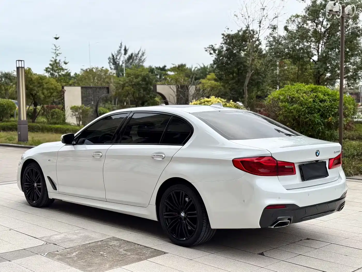 BMW 5 Series 2018 Facelift 530Li xDrive M Sport Package фото 9