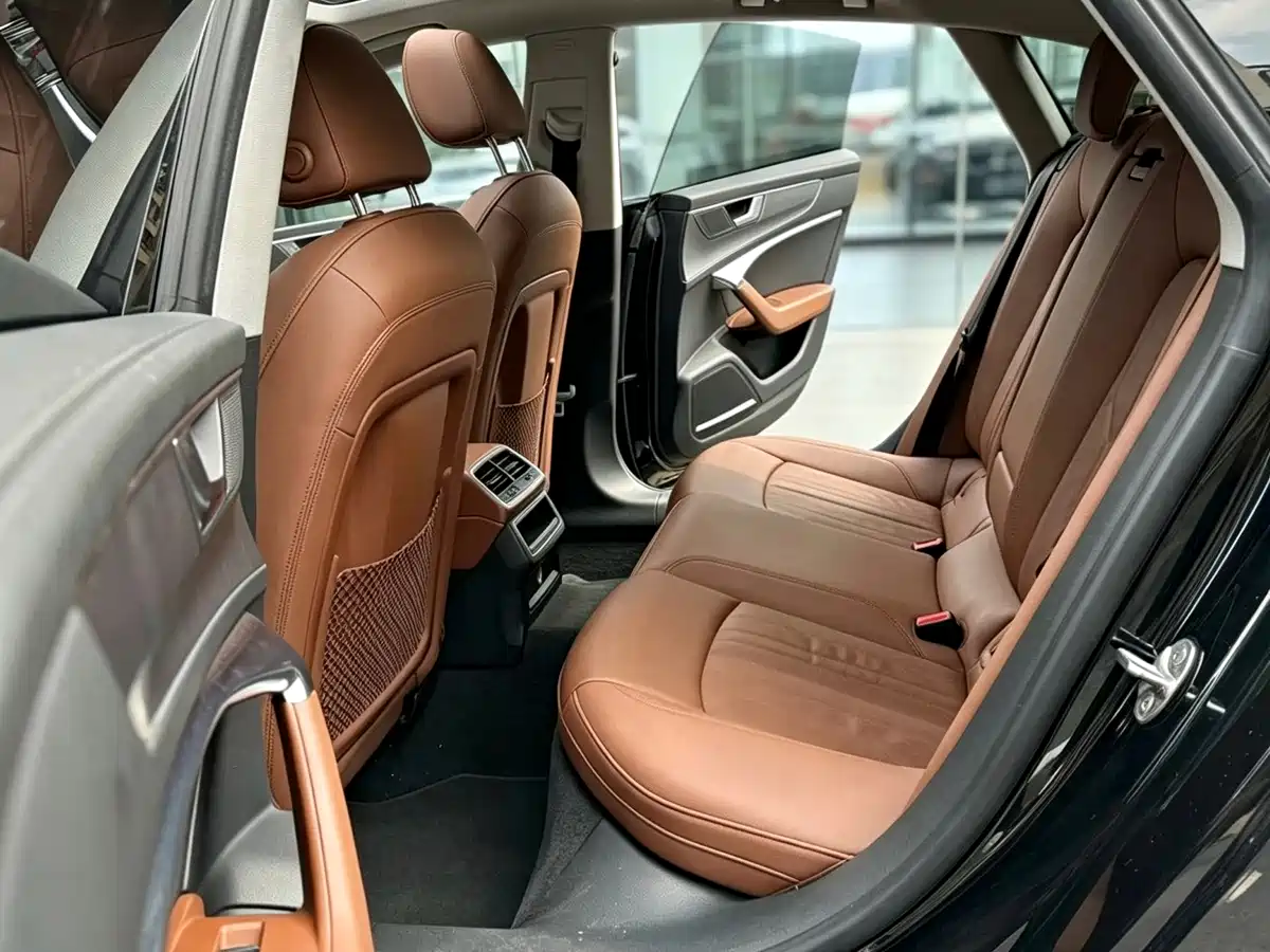Фото 3 - Audi A7