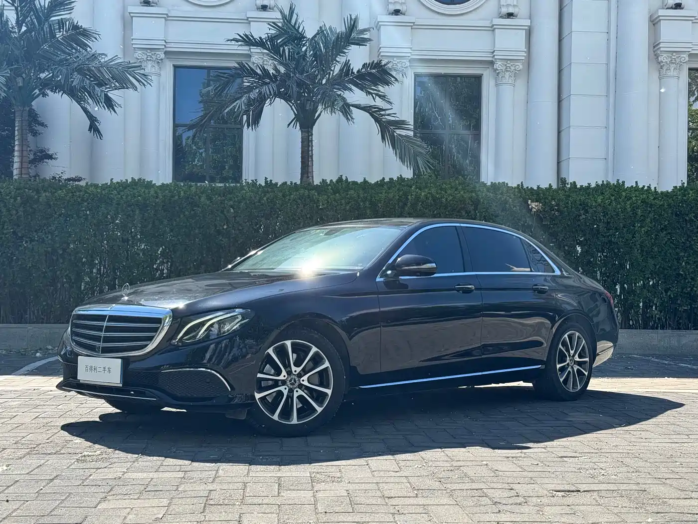 Mercedes-Benz E-Class 2019 E 300 L Fashion