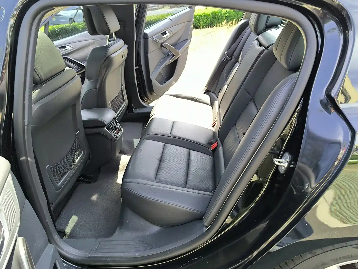 Peugeot 508 2012 2.3L Roland Garros Edition фото 8