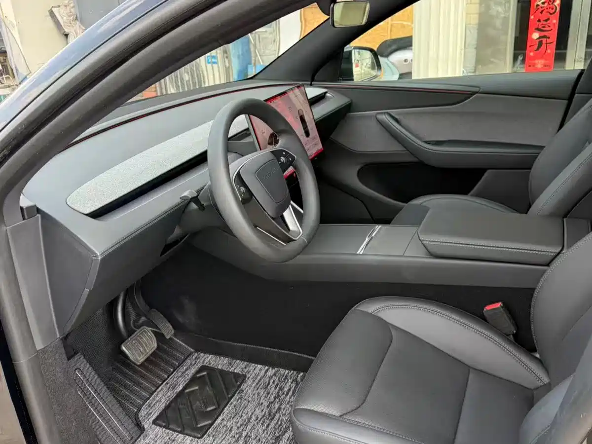 Фото 11 - Tesla Model Y