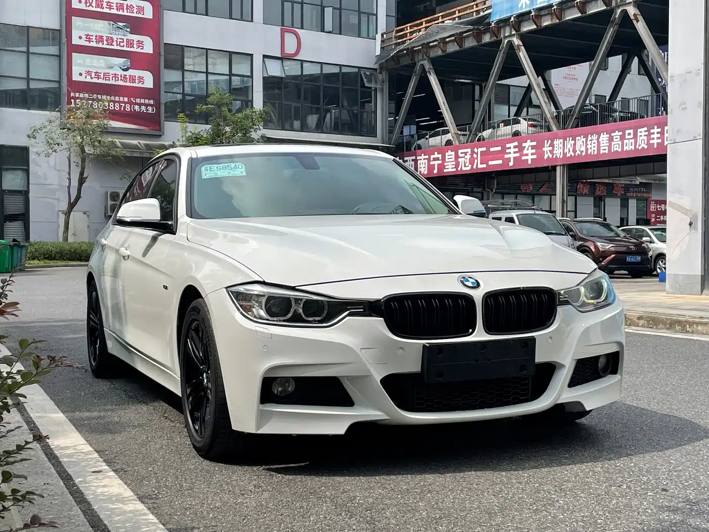 Фото 3 - BMW 3 Series