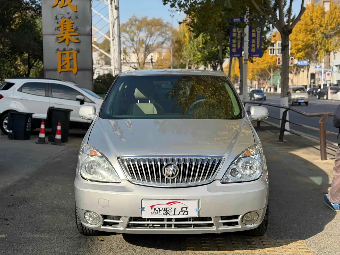 Buick GL8 2014 2.4L Classic Edition фото 2