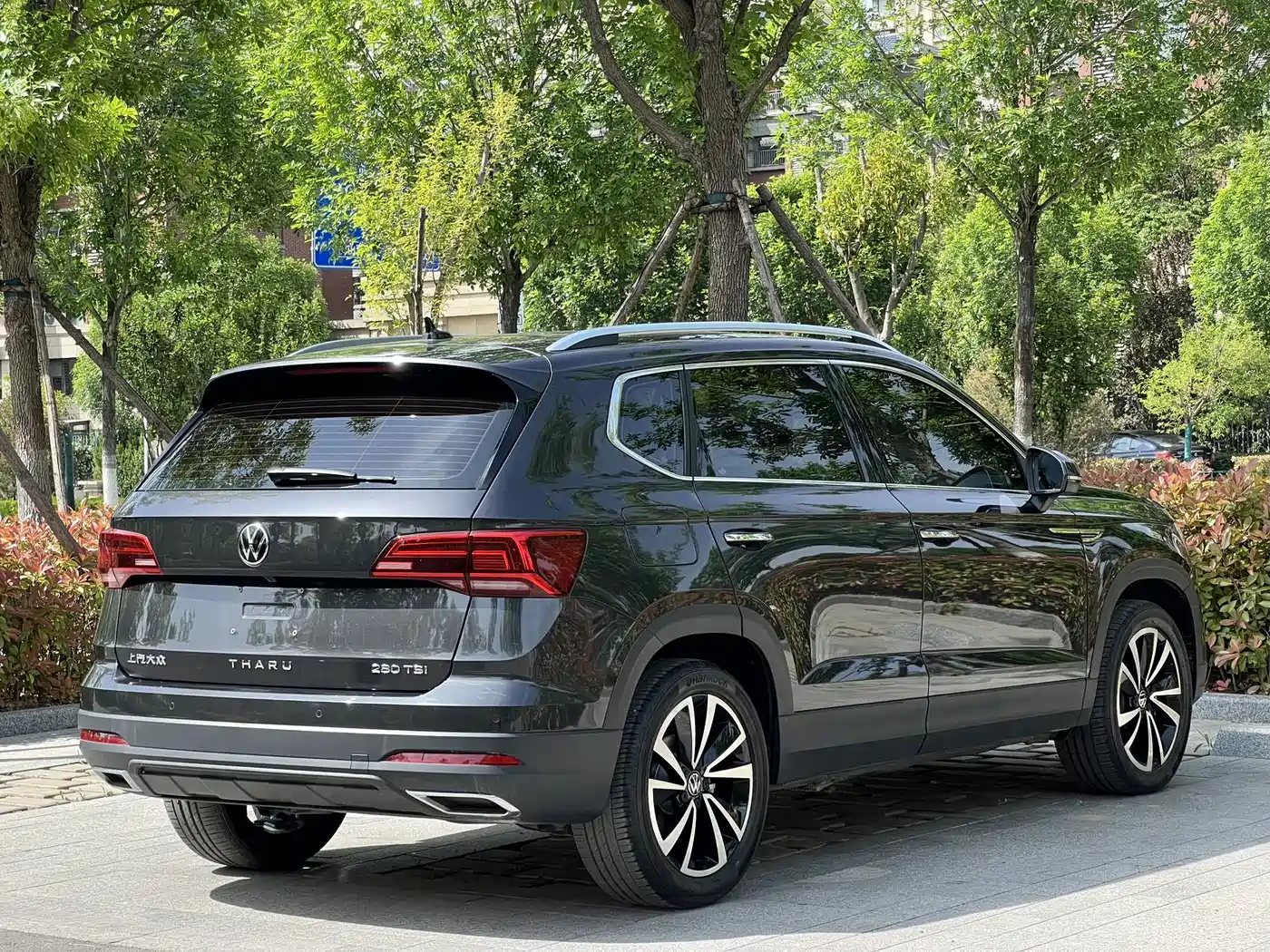Volkswagen Tharu 2022 280TSI FWD Luxury Edition фото 5