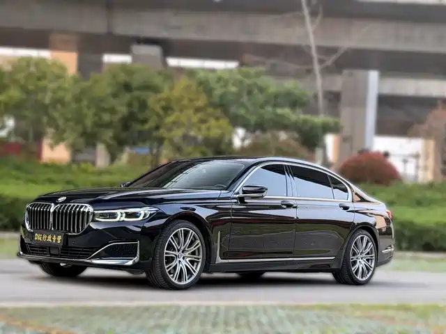 BMW 7 SERIES