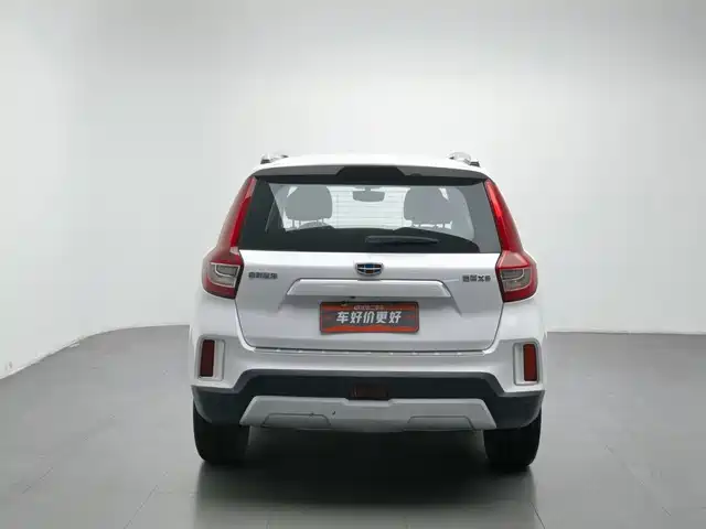 Geely Emgrand X6 2016 1.8L Manual Luxury — фото 4