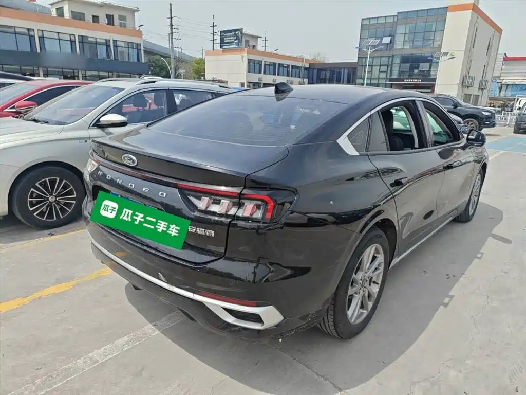 FORD MONDEO