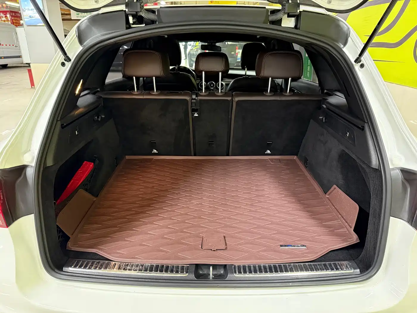 Mercedes-Benz GLC 2021 GLC 260 L 4MATIC Luxury фото 12