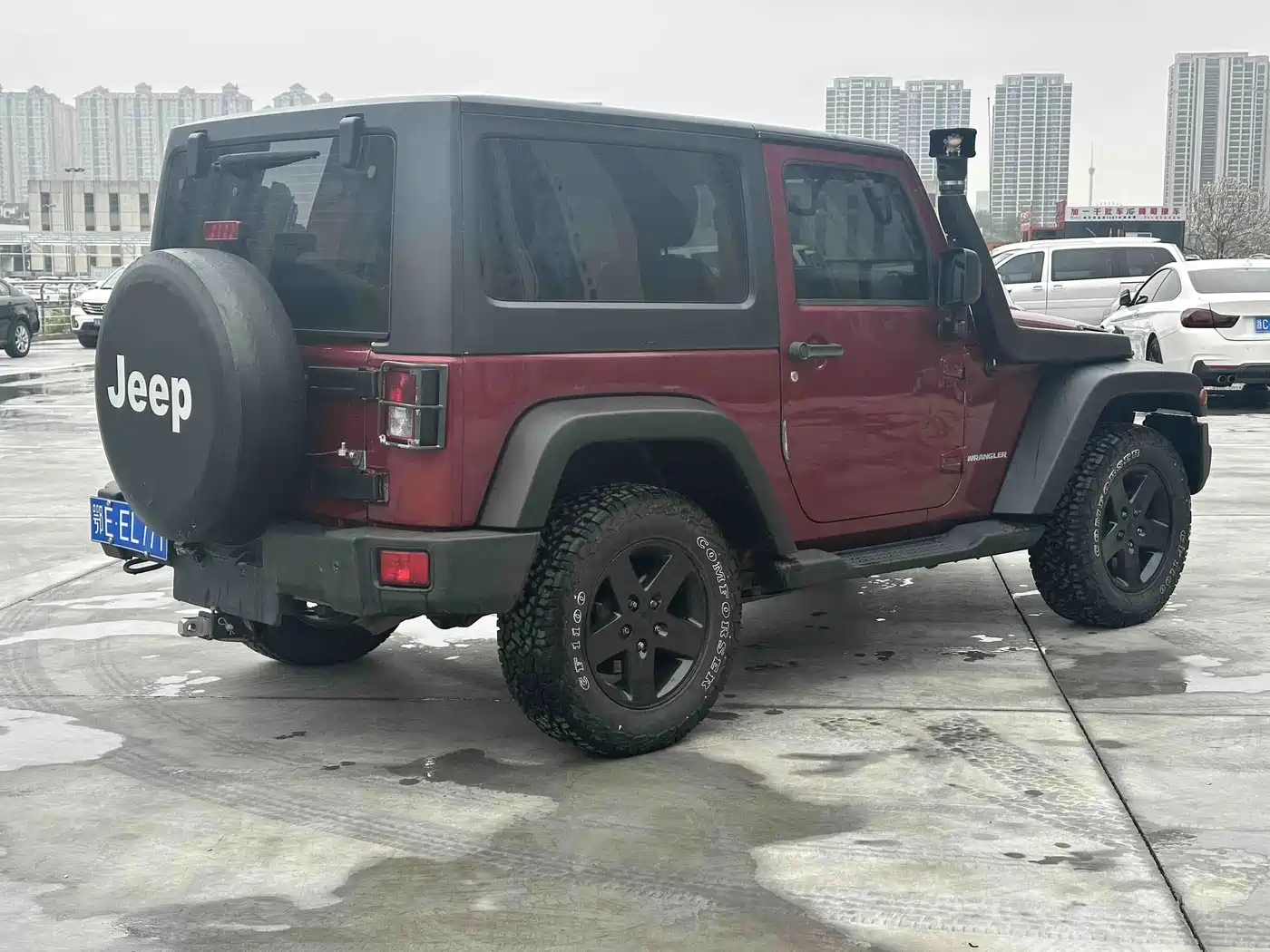 Photo 6 - Jeep Wrangler