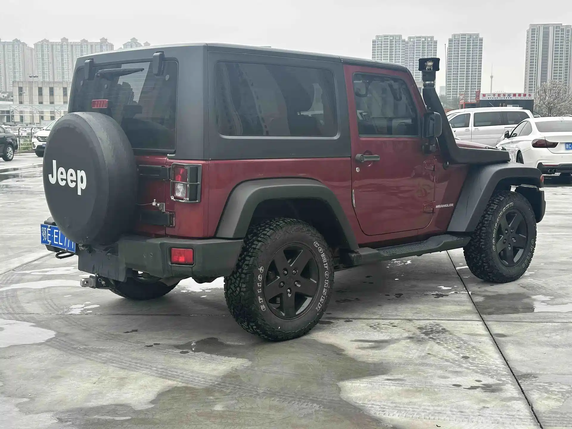 Фото 6 - Jeep Wrangler