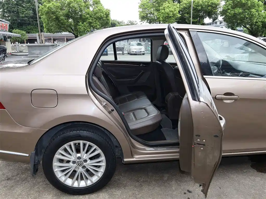 Photo 18 - Volkswagen Bora