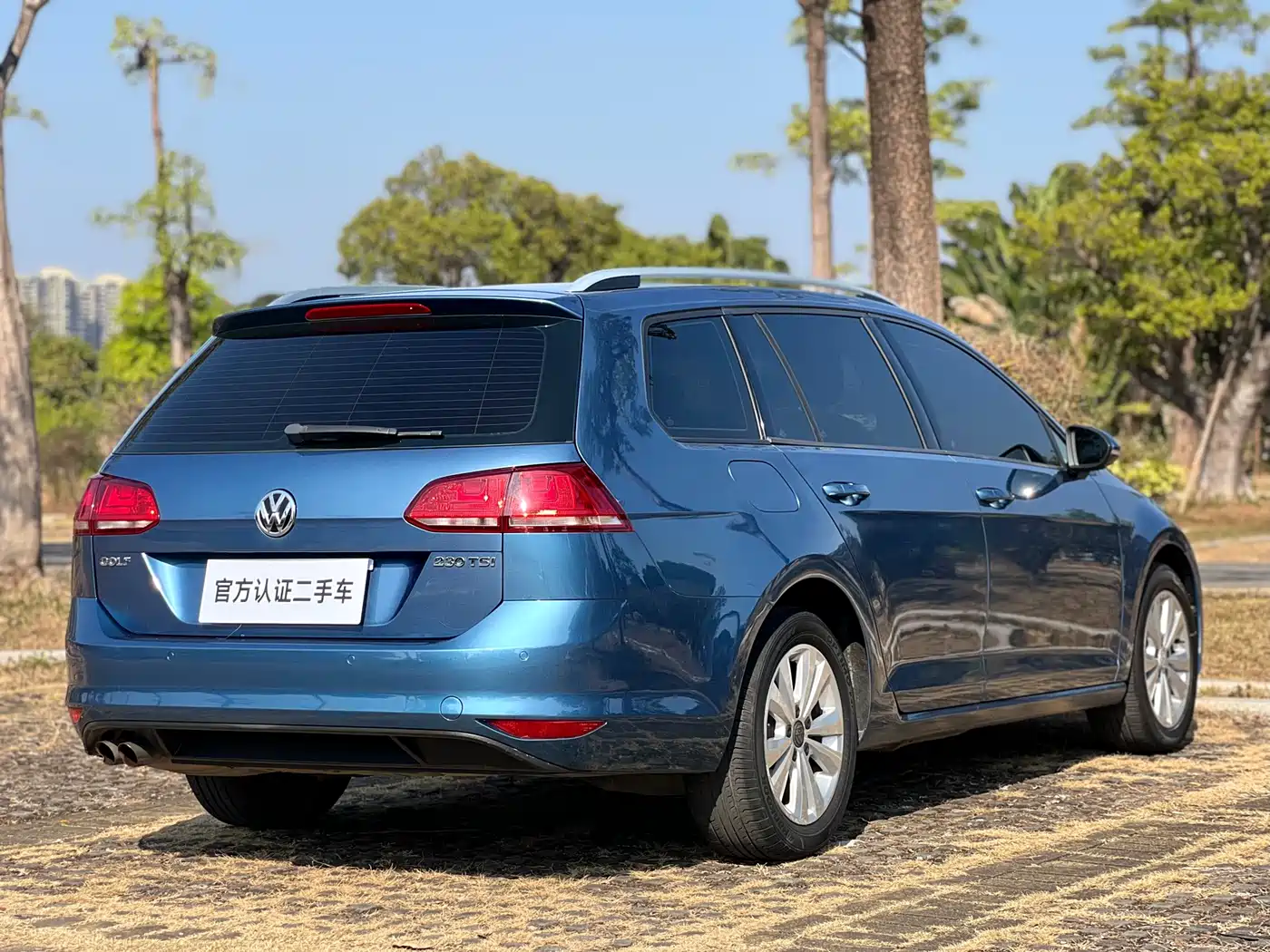 Volkswagen Golf (Import) 2015 1.4TSI Comfort Wagon фото 7