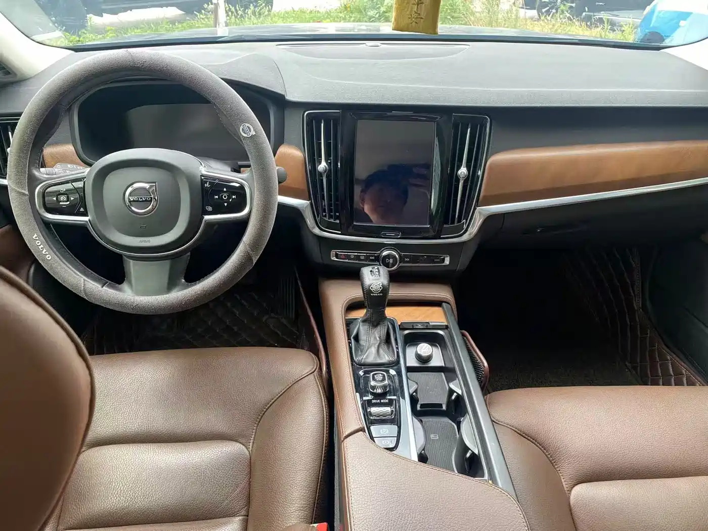 Фото 3 - Volvo S90