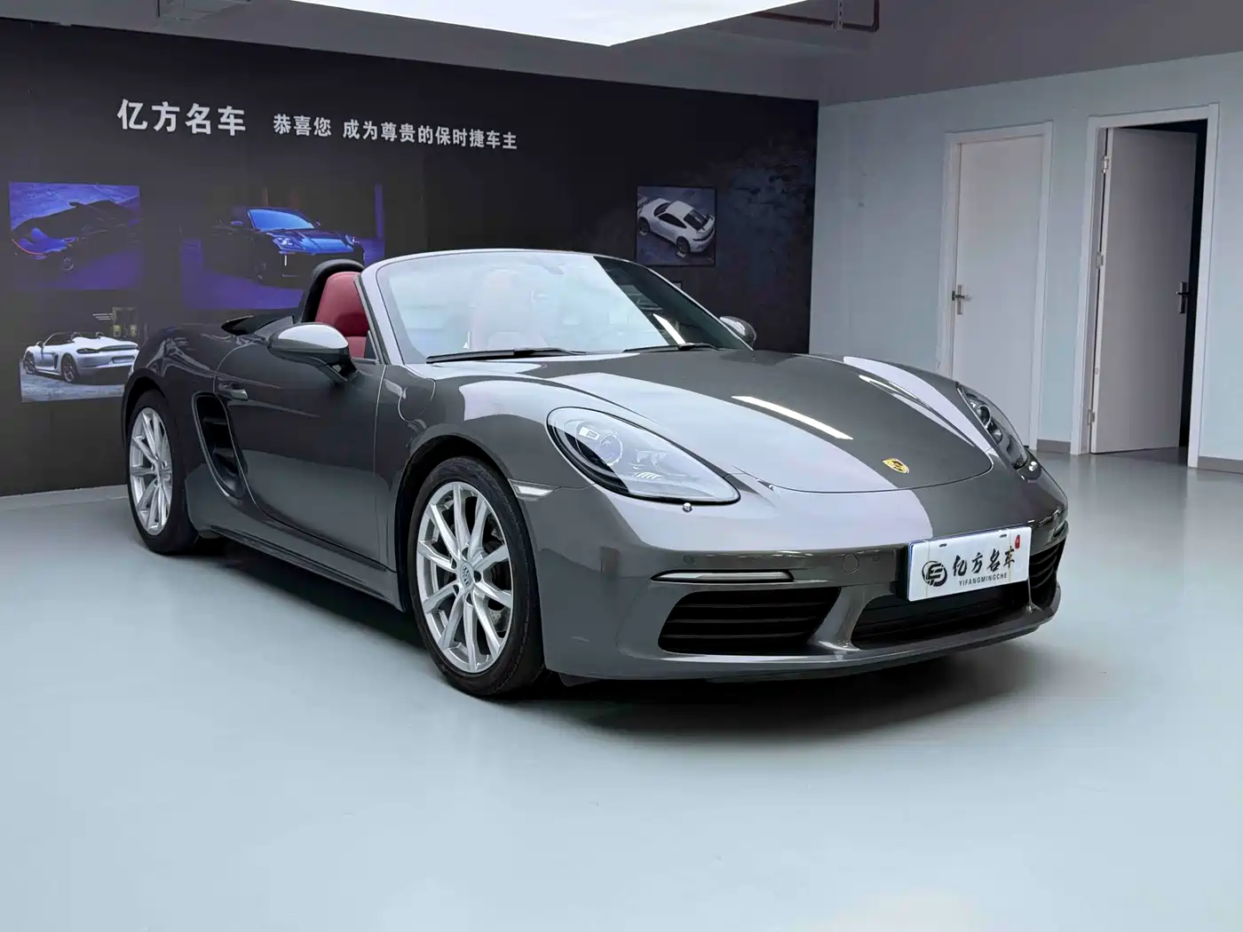 Porsche 718 2018 Boxster 2.0T фото 3